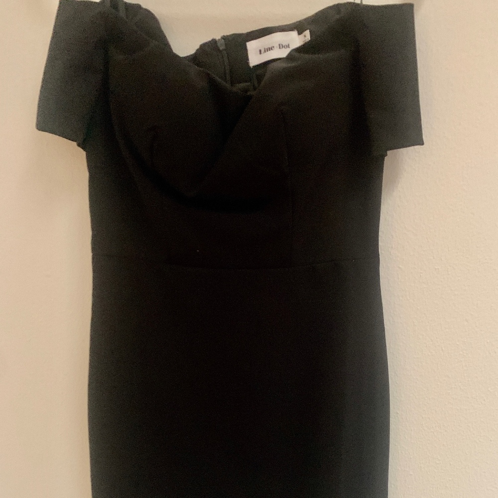 Line & Dot Cecil Off Shoulder Dress